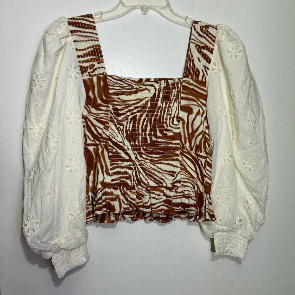 NWT Anthropologie Love The Label Smocked Eyelet Puff Sleeve Blouse Top Size XSP